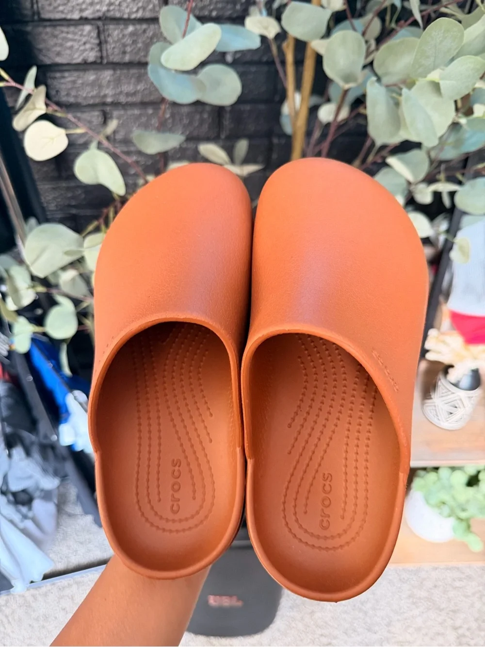 Crocs Dylan Clog | Size 8 Women’s - Picture 2 of 4